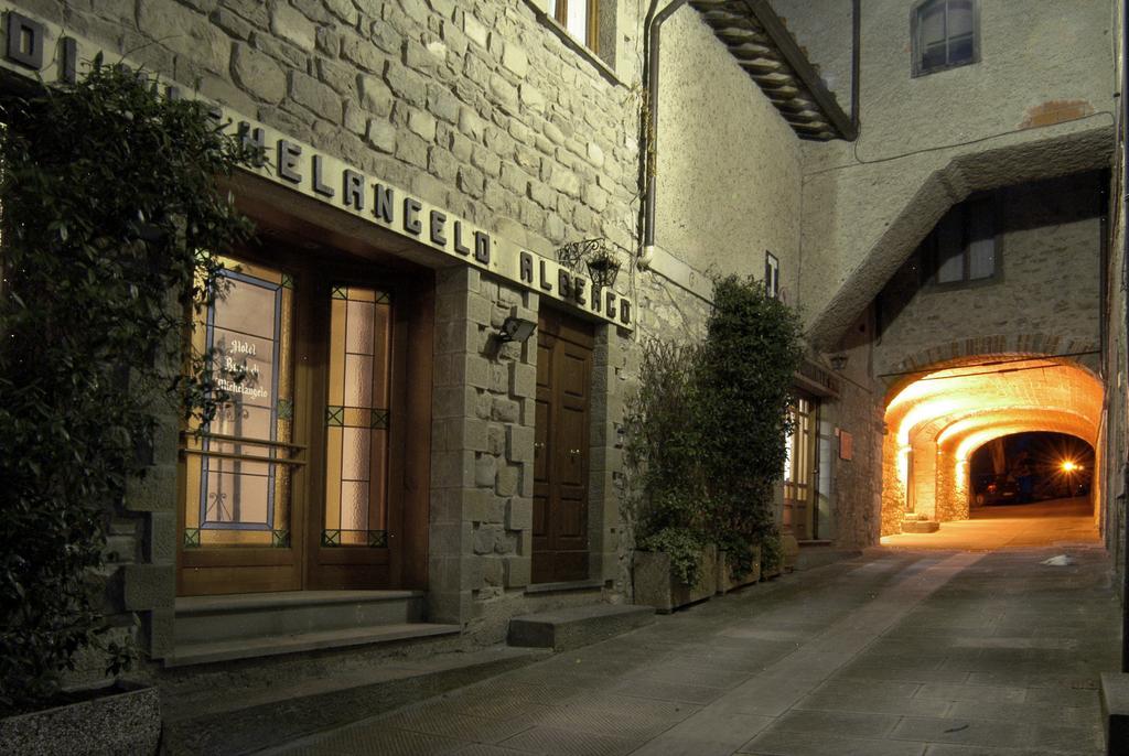 Buca Di Michelangelo Hotel Caprese Michelangelo Exterior photo